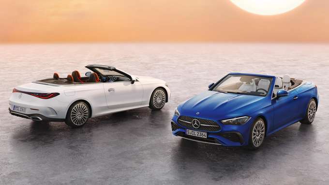 CLE Cabrios von Mercedes-Benz in weiß und blau