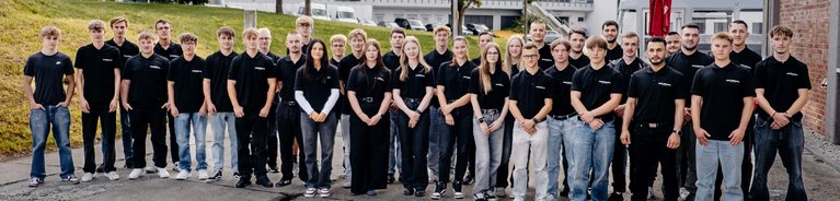 30 neue Auszubildende 2025 bei Schloz Wöllenstein