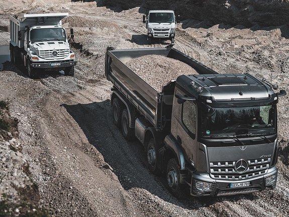Mercedes-Benz Arocs, Unimog und FUSO