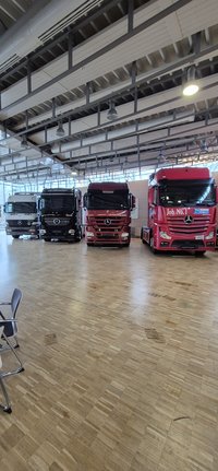 Mercedes-Benz Kompetenzzentrum in Wörth am Rhein