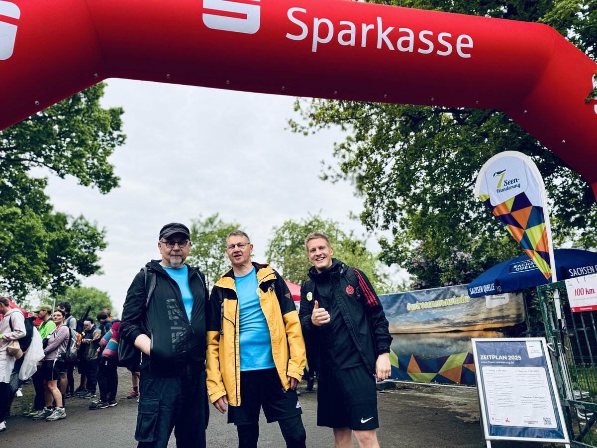 3 Teilnehmer vom 100km Marsch