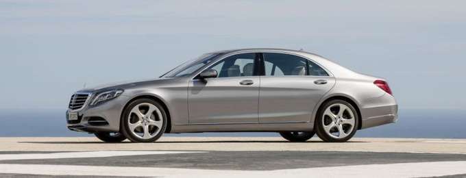 Der Wunsch nach individuellen Ausstattungsdetails bildet einen wichtigen Baustein von Mercedes-Benz Fahrzeugen der Ober- und Spitzenklasse.