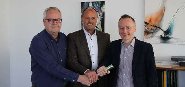 Geschäftsführer Andreas Wöllenstein (l.) mit Jens Carlowitz und Sven Naumann (r.).
