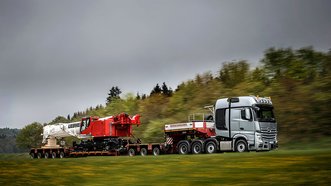Mercedes-Benz Actros SLT